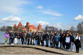 Τρίκαλα: Το Γυμνάσιο Βαλτινού στο Radviliskis της Λιθουανίας